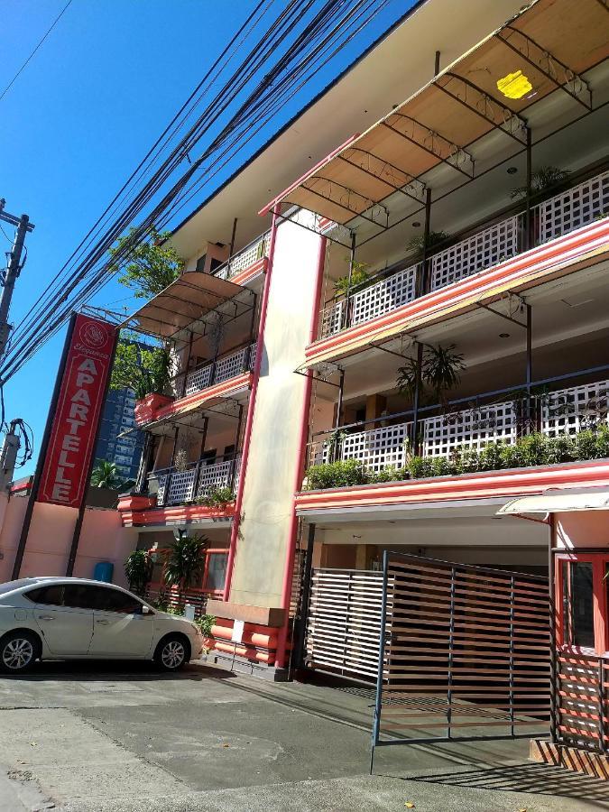 Sola Eleganza Apartelle Quezon City Exteriör bild