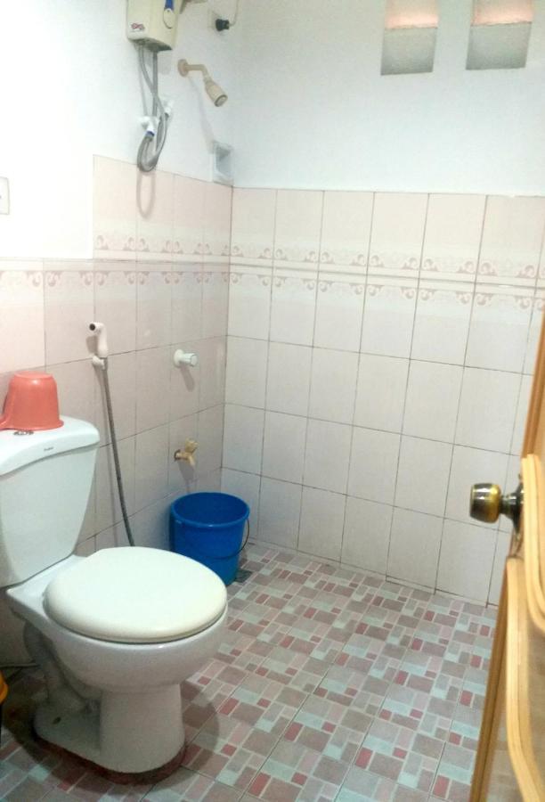 Sola Eleganza Apartelle Quezon City Exteriör bild